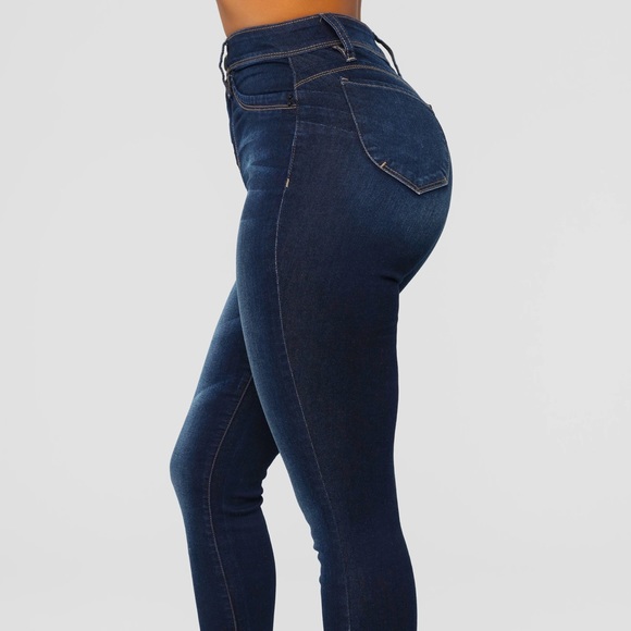 *SOLD* NEW FN Booty Lifting Jeans - Dark Denim - size 9 - Picture 3 of 5